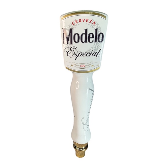Modelo Especial Cerveza  Topper Logo Beer Tap Handle 10 3/4” Tall Plastic -A2 - Picture 1 of 9